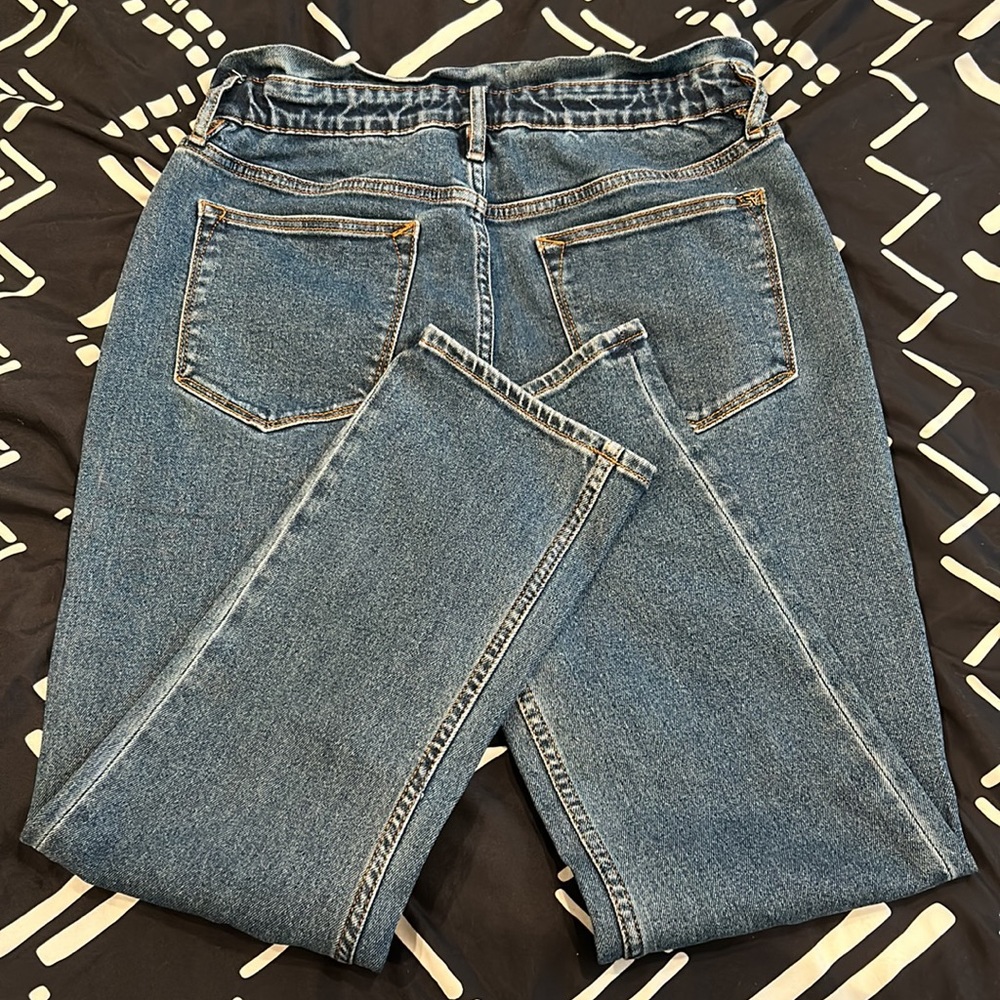 Jeans - Picture 3 of 4
